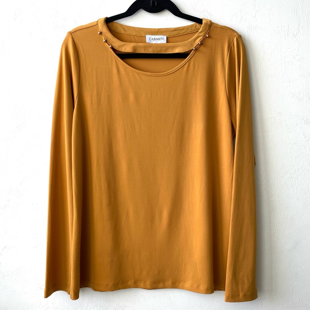 Carmen Marc Valvo Mustard Cut Out Neckline Top, size Large